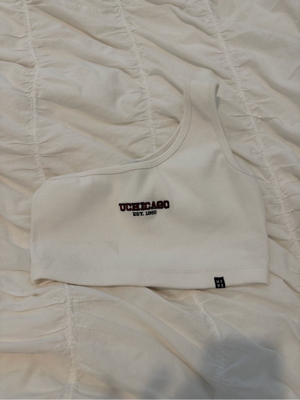 Hype and Vice One-Shoulder White Ribbed Crop Top UChicago